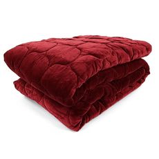 Покрывало стеганое бархатное Хвойное утро Цвет бордовый Russian North, 250х270 см, Tkano