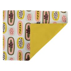 Салфетка двухсторонняя под приборы горчичного цвета с принтом Passion Fruit из коллекции Wild, 35х45, Tkano