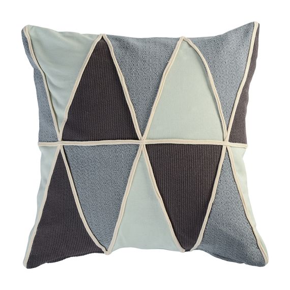 Подушка декоративная Triangles play из коллекции Ethnic, 45х45 см, Tkano