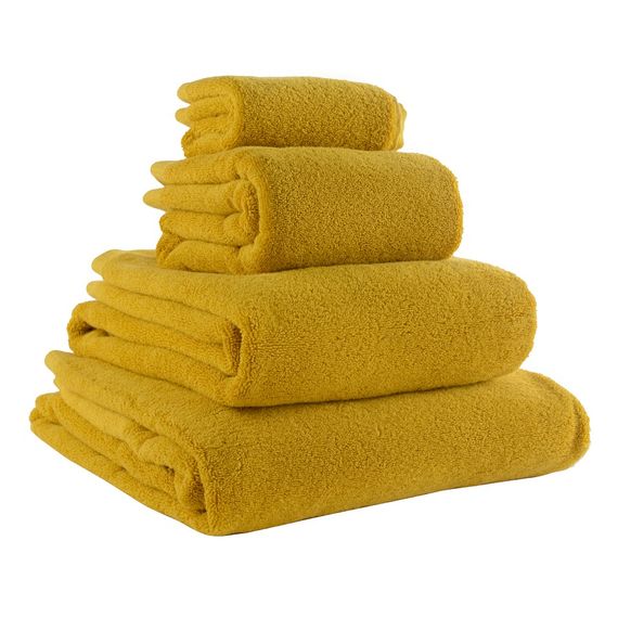 Полотенце банное горчичного цвета из коллекции Essential, 70х140 см, Tkano