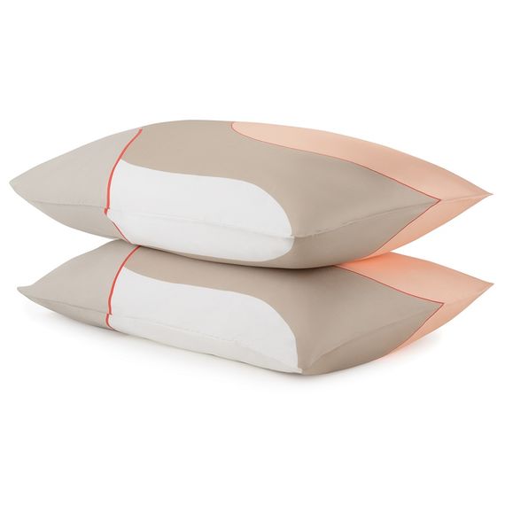 Набор из двух наволочек из сатина  бежевого цвета с авторским принтом из коллекции Freak Fruit, 50х70 см, Tkano