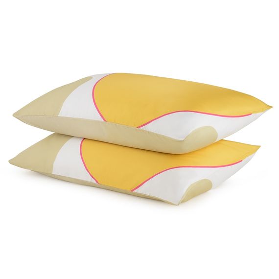 Набор из двух наволочек из сатина  горчичного цвета с авторским принтом из коллекции Freak Fruit, 50х70 см, Tkano